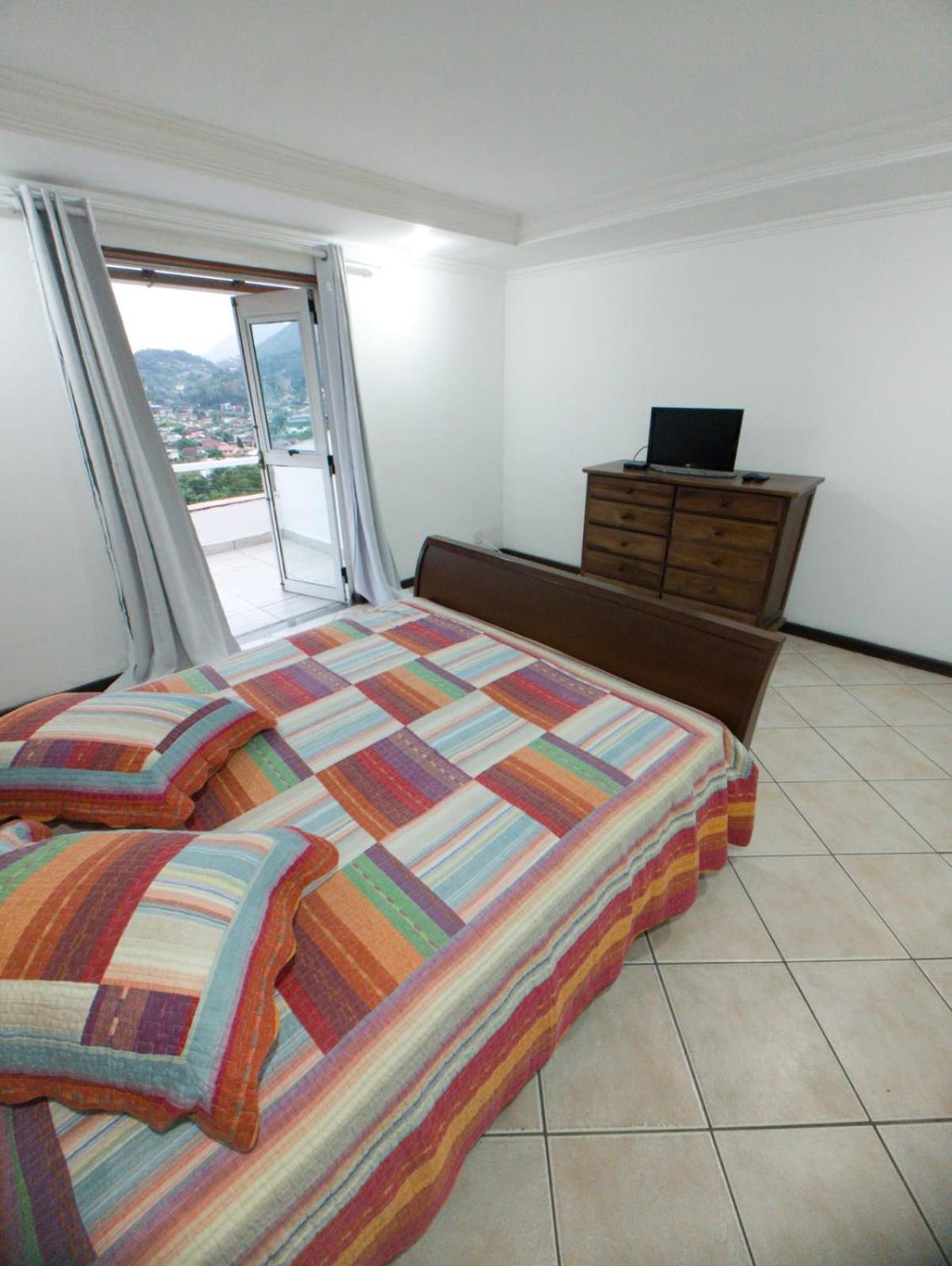 Linda Casa Na Granja Comary/Cbf Βίλα Teresópolis Εξωτερικό φωτογραφία